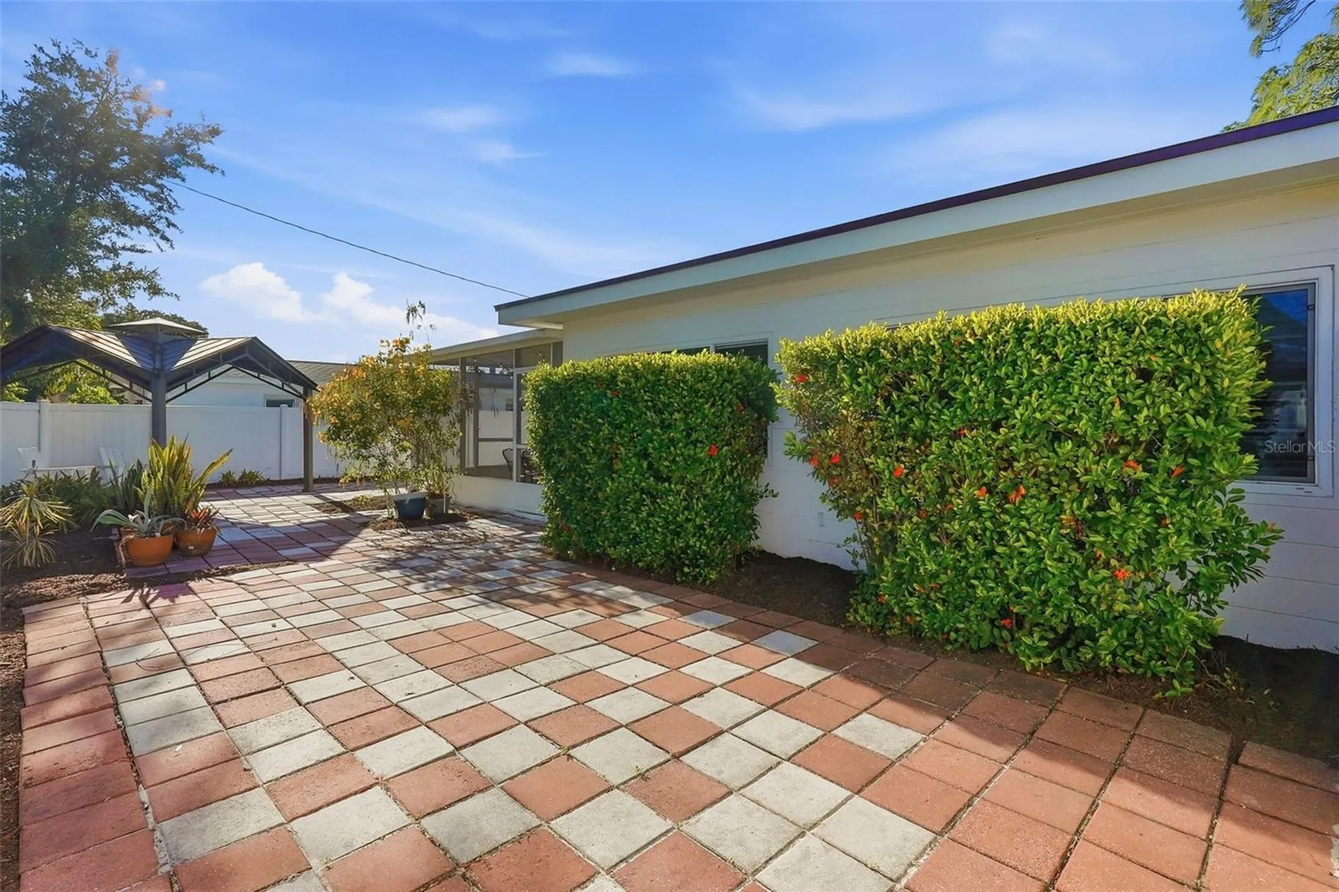 6801 Pinellas Point Drive S St Petersburg FL 33712