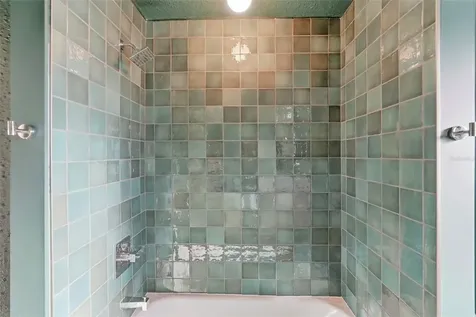 6801 Pinellas Point Drive S St Petersburg FL 33712