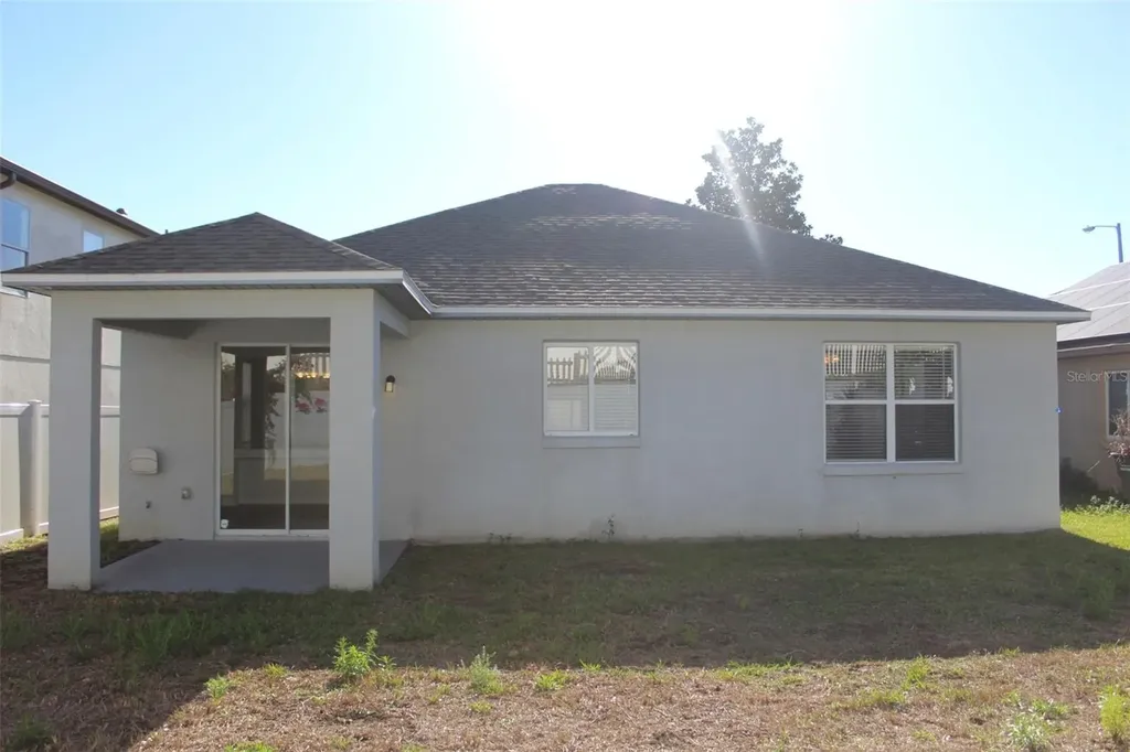 200 Roseling Crossing Davenport FL 33897