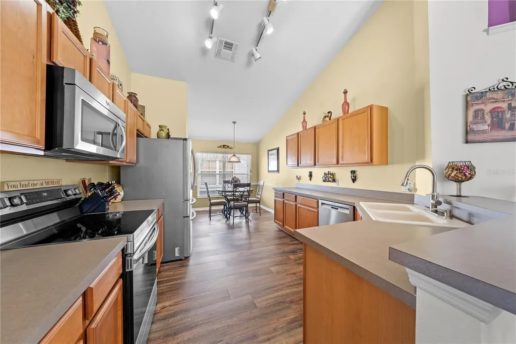 2513 Crown Ridge Circle Kissimmee FL 34744