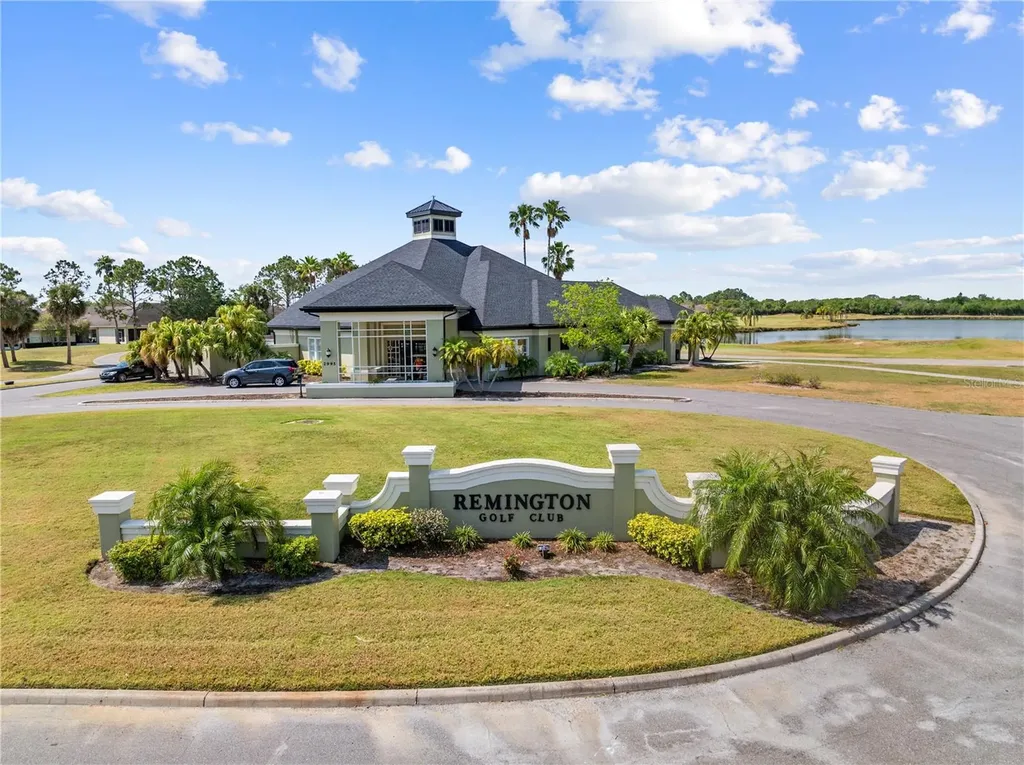 2513 Crown Ridge Circle Kissimmee FL 34744
