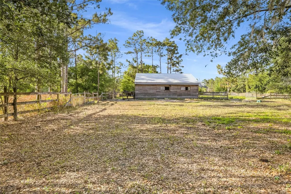 19802 Peabody Street Orlando FL 32833