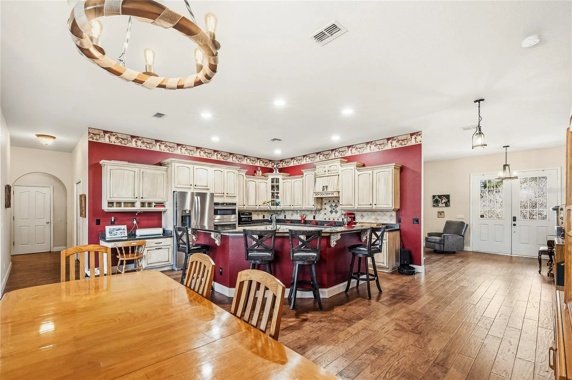 19802 Peabody Street Orlando FL 32833