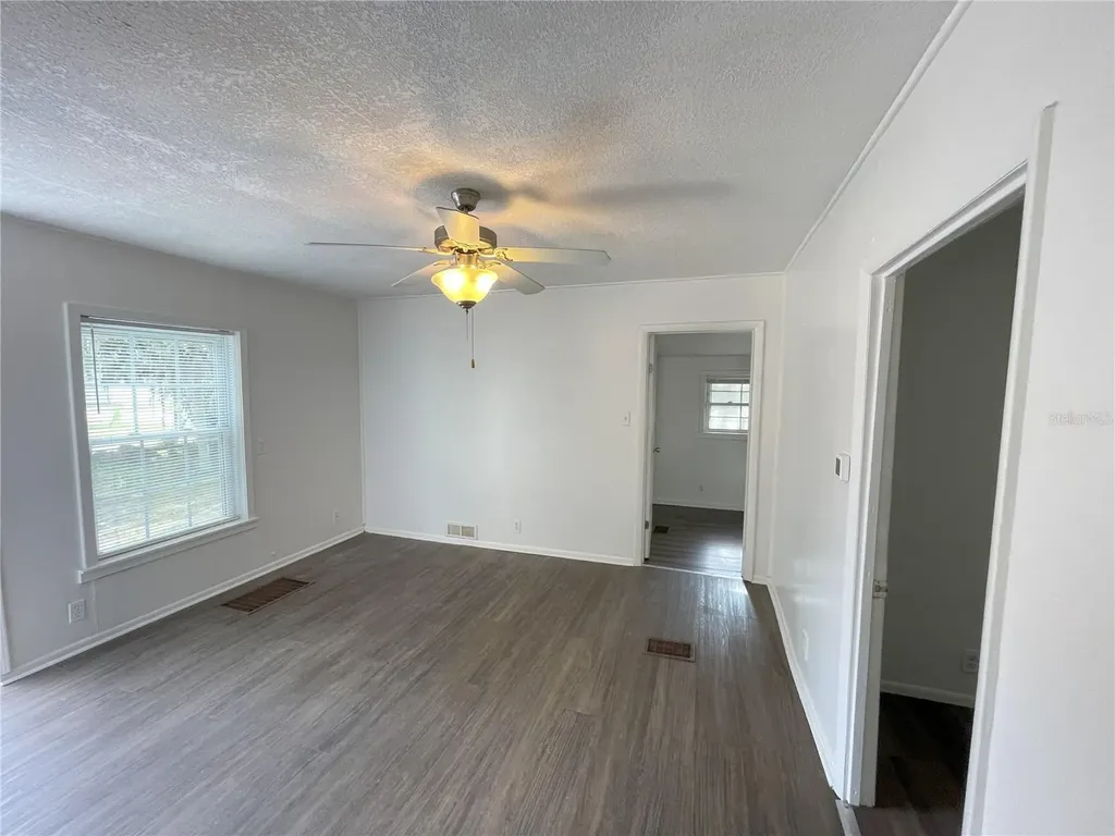 1022 Oregon Avenue St Cloud FL 34769