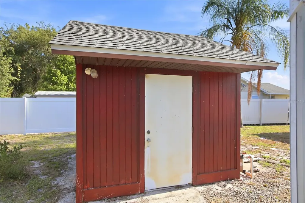 4201 Loquat Road Sebring FL 33875