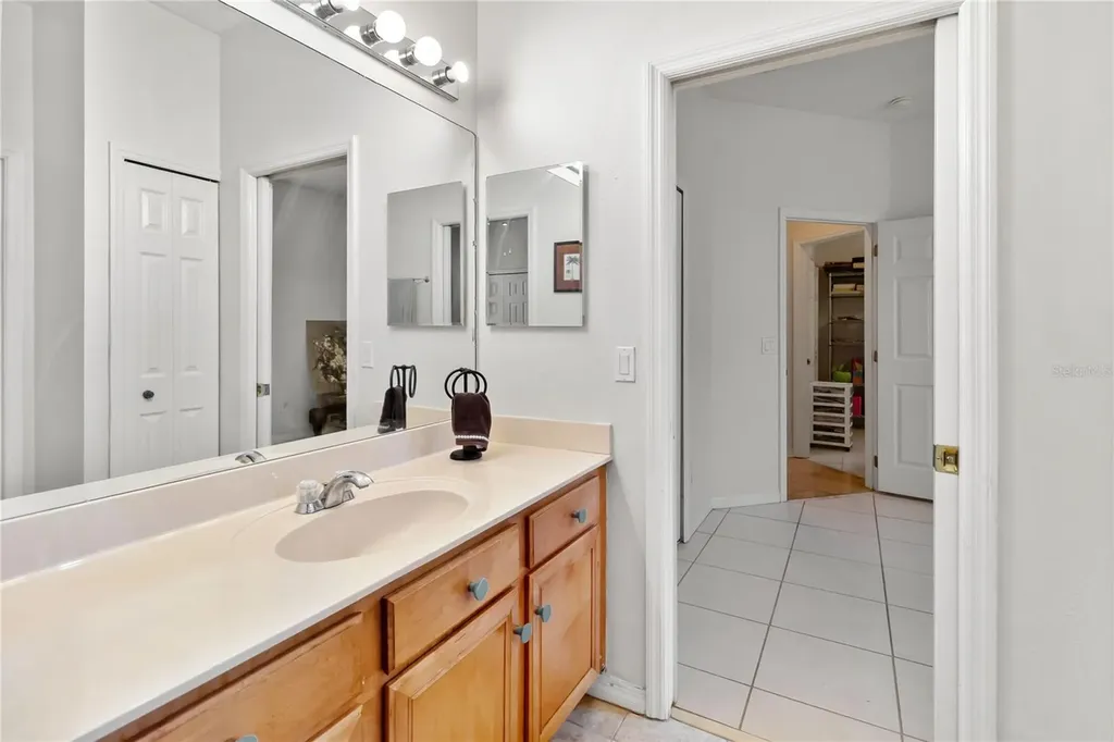 4047 Lillian Hall Lane Orlando FL 32812