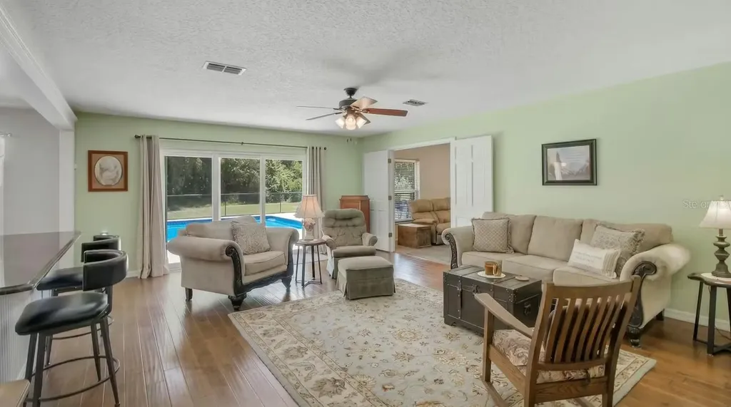 17373 SE 130th Avenue Weirsdale FL 32195