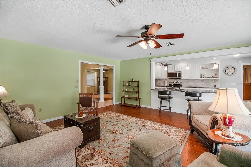 17373 SE 130th Avenue Weirsdale FL 32195