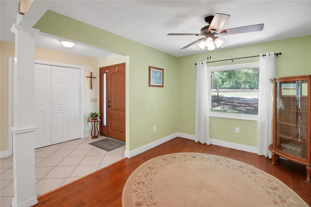 17373 SE 130th Avenue Weirsdale FL 32195