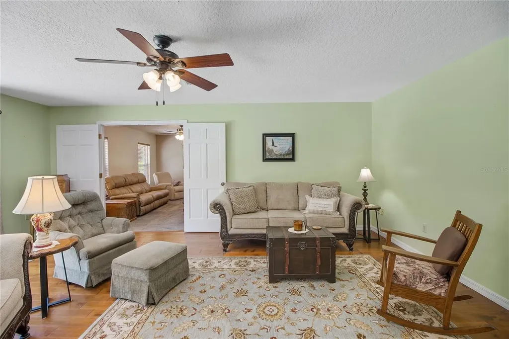 17373 SE 130th Avenue Weirsdale FL 32195