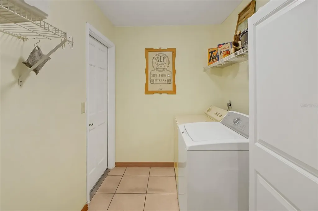 17373 SE 130th Avenue Weirsdale FL 32195