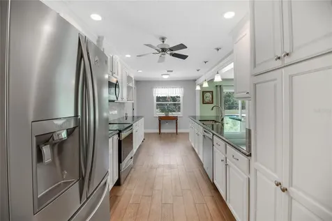 17373 SE 130th Avenue Weirsdale FL 32195