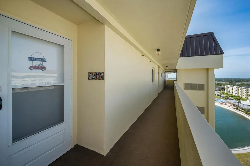 4525 Cove Circle St Petersburg FL 33708