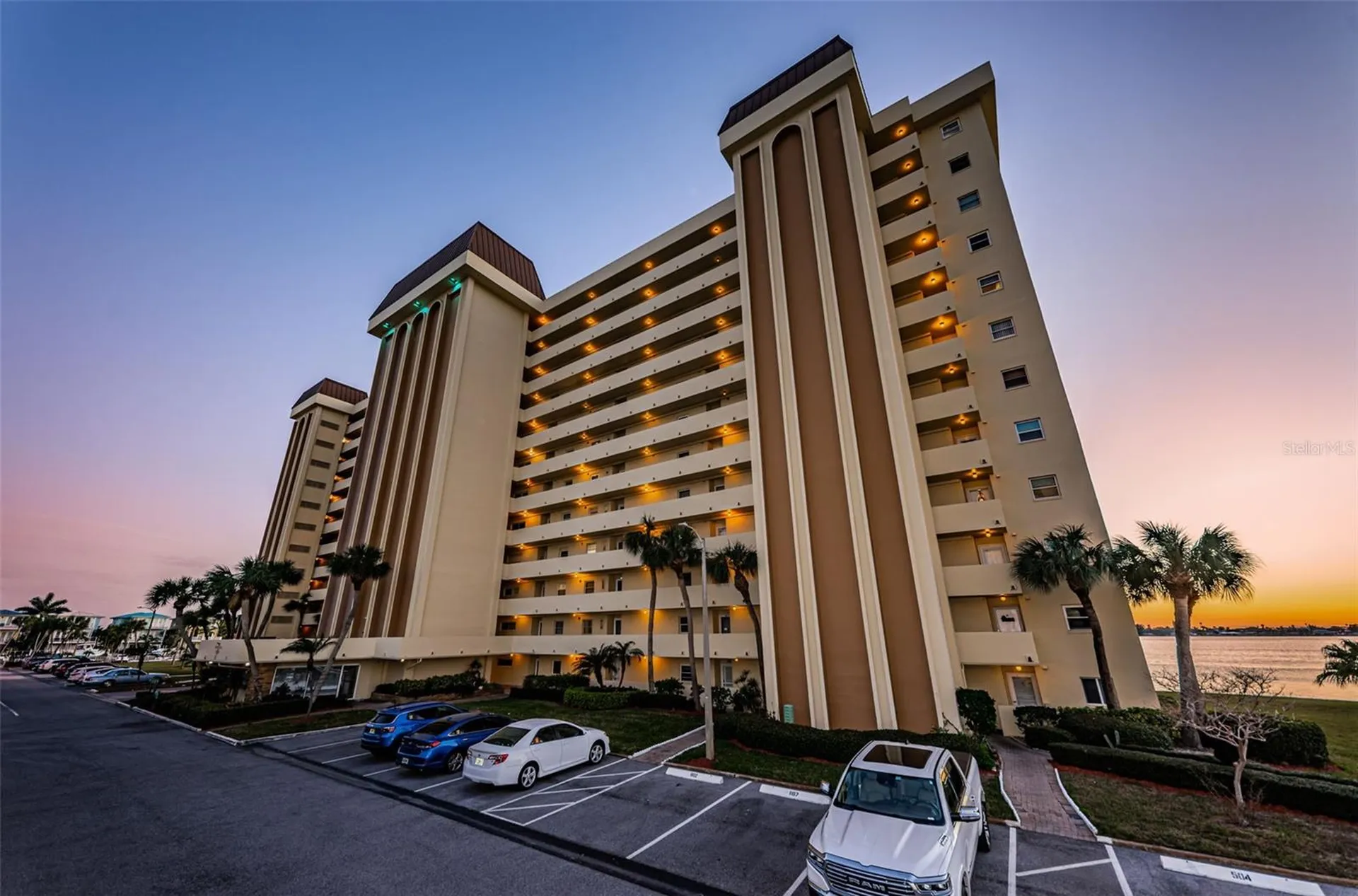 4525 Cove Circle St Petersburg FL 33708