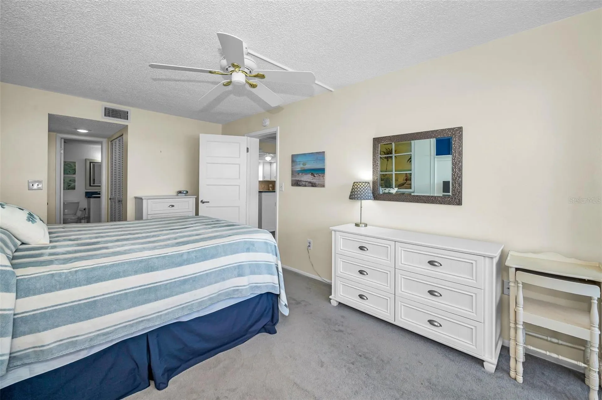 4525 Cove Circle St Petersburg FL 33708