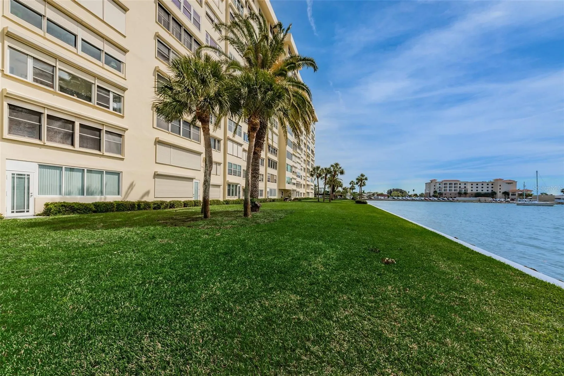 4525 Cove Circle St Petersburg FL 33708