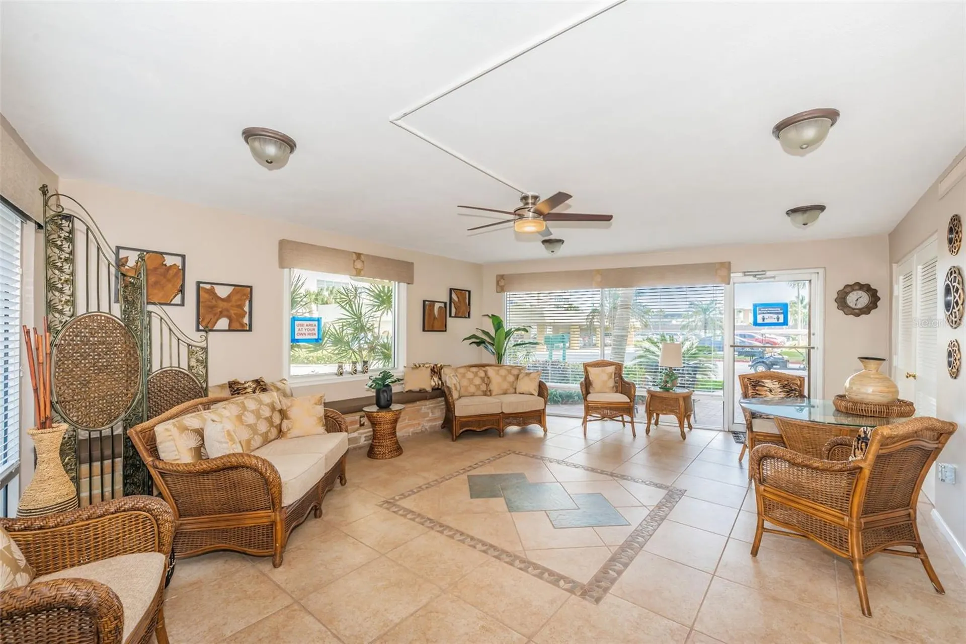 4525 Cove Circle St Petersburg FL 33708