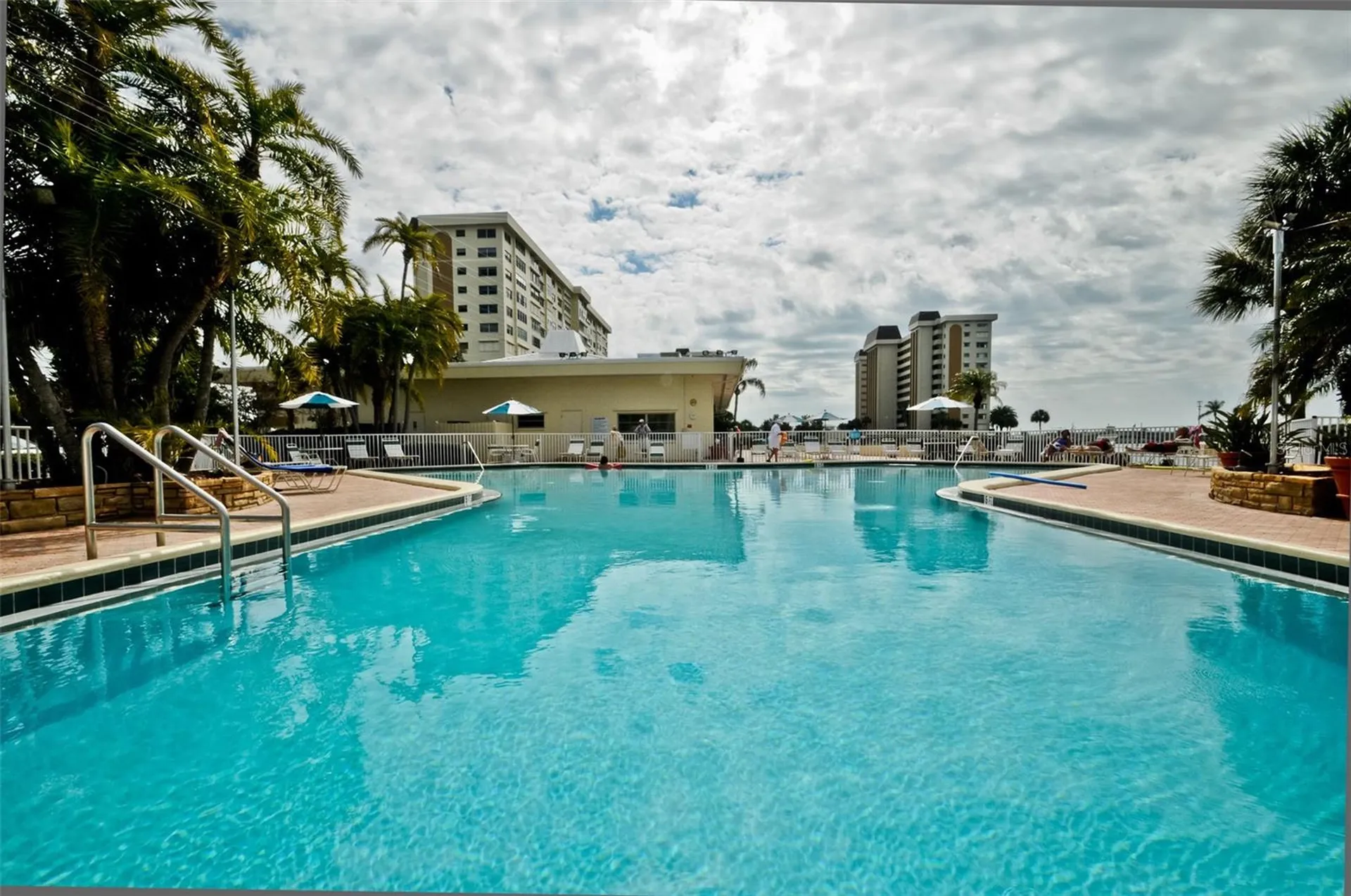 4525 Cove Circle St Petersburg FL 33708