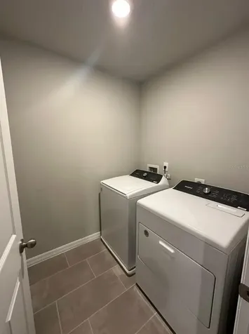 652 Legacy Loop Davenport FL 33896