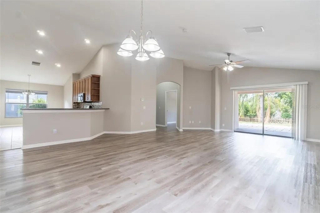 6806 Guilford Crest Drive Apollo Beach FL 33572
