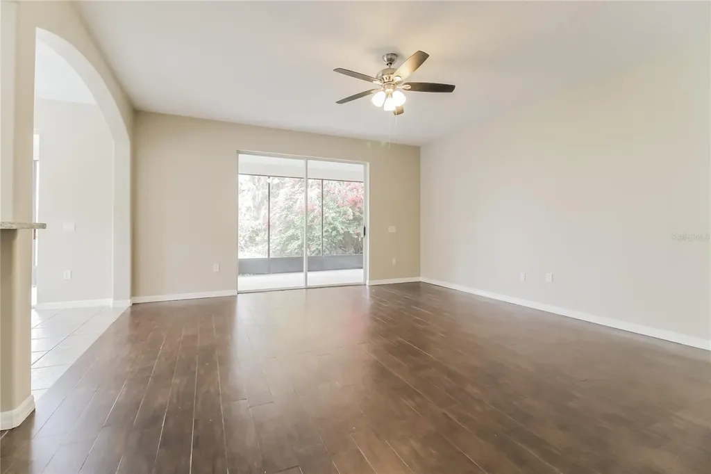 2114 The Oaks Boulevard Kissimmee FL 34746