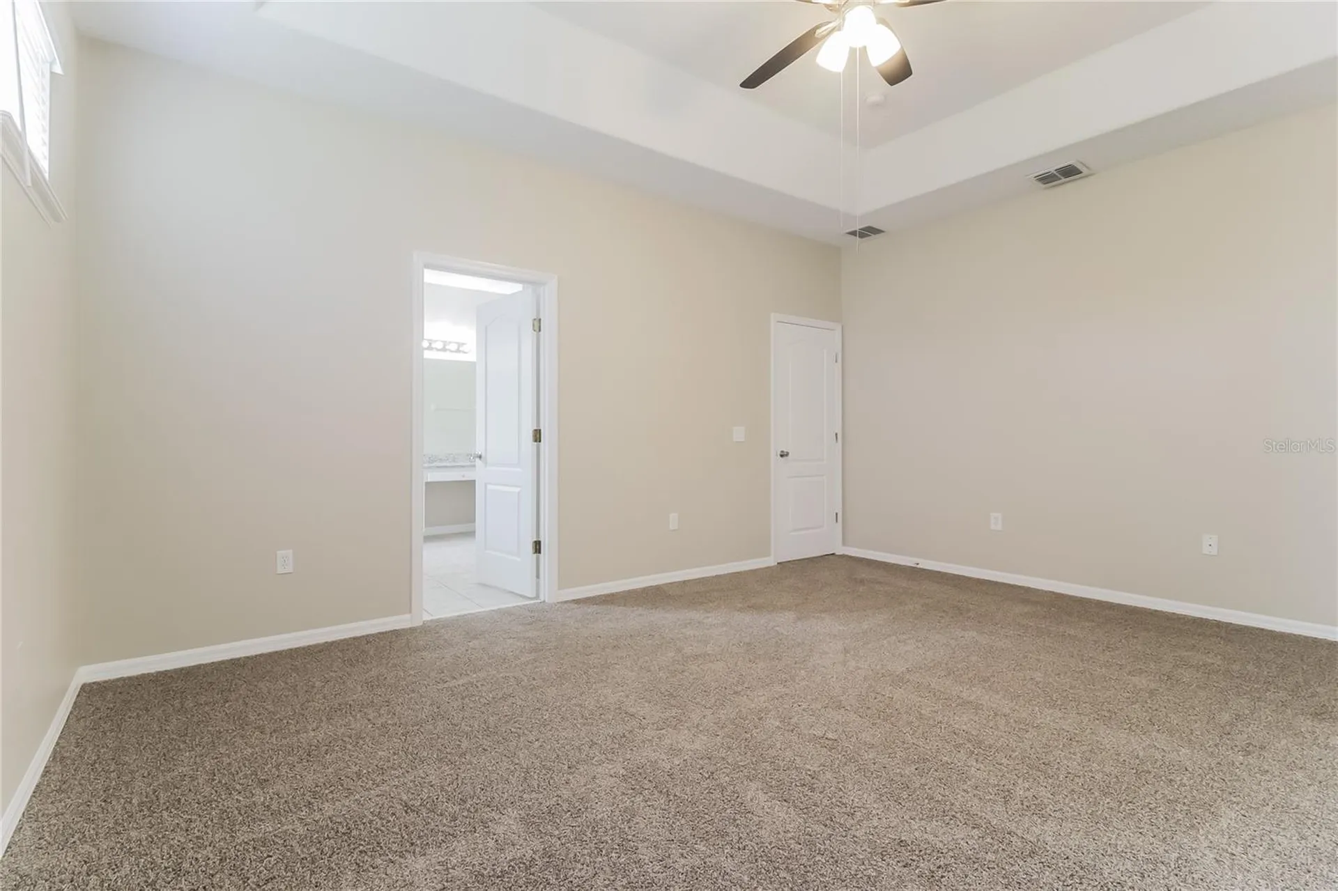 2114 The Oaks Boulevard Kissimmee FL 34746