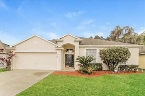 2114 The Oaks Boulevard Kissimmee FL 34746