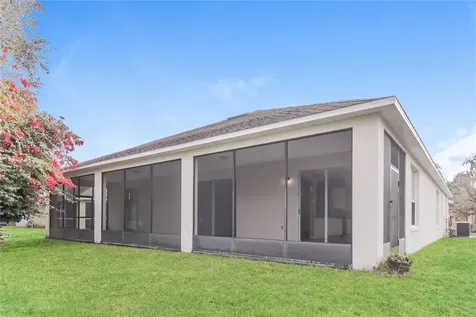 2114 The Oaks Boulevard Kissimmee FL 34746