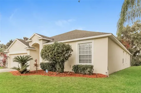 2114 The Oaks Boulevard Kissimmee FL 34746
