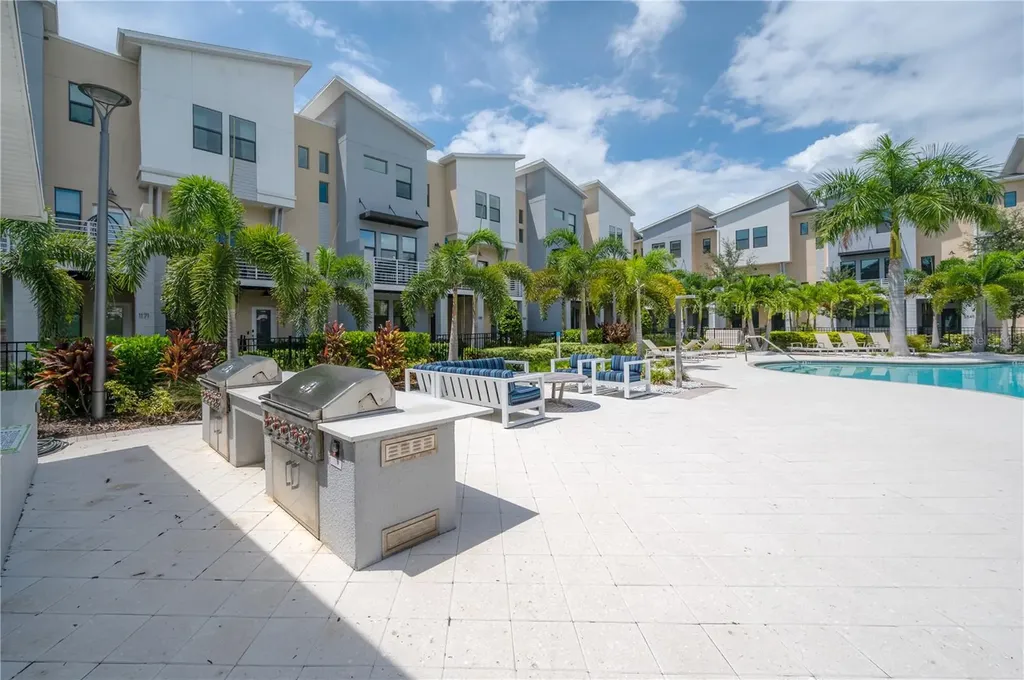 1162 25th Way N St Petersburg FL 33713