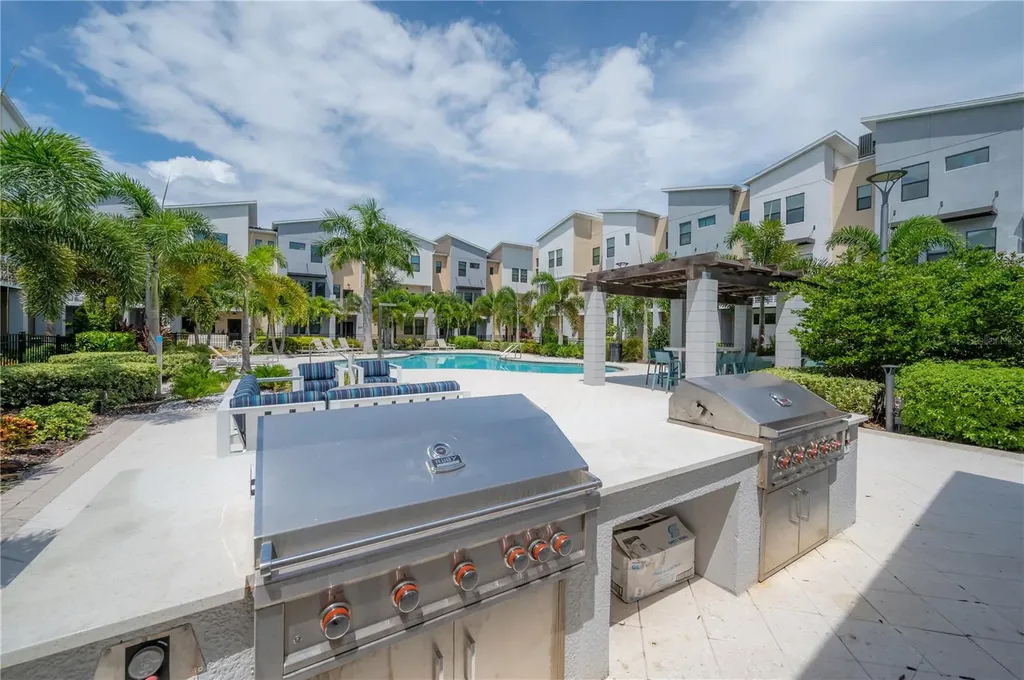 1162 25th Way N St Petersburg FL 33713