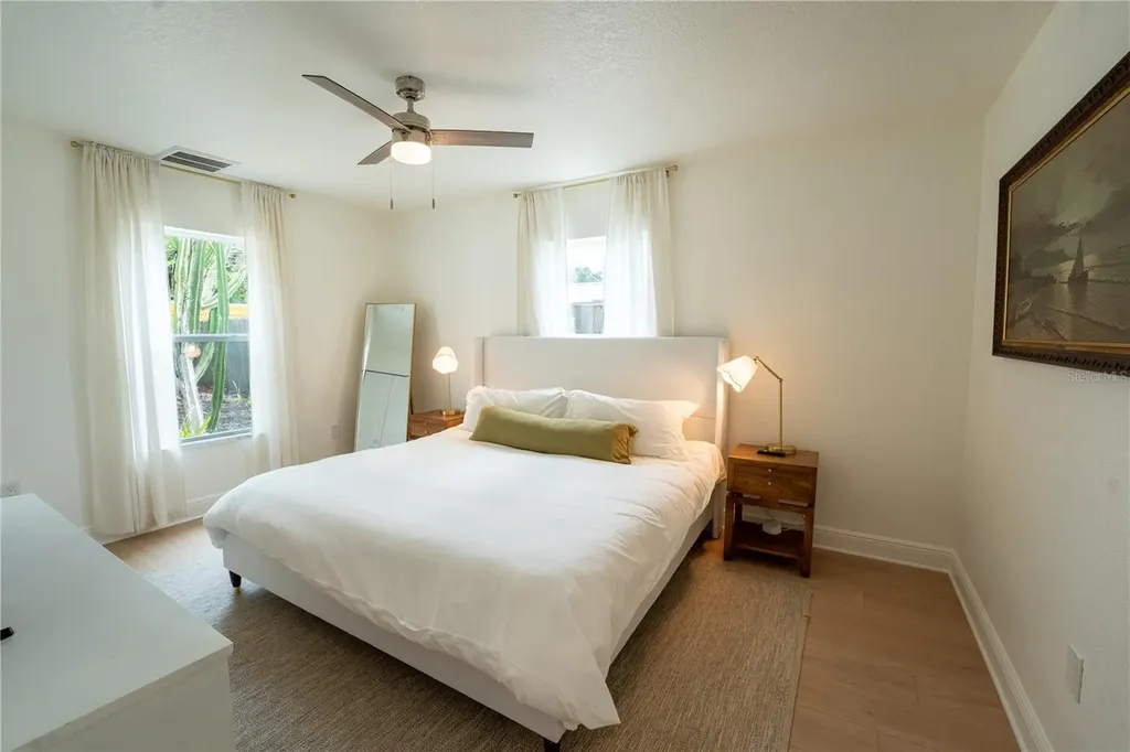 7979 48th Avenue N St Petersburg FL 33709