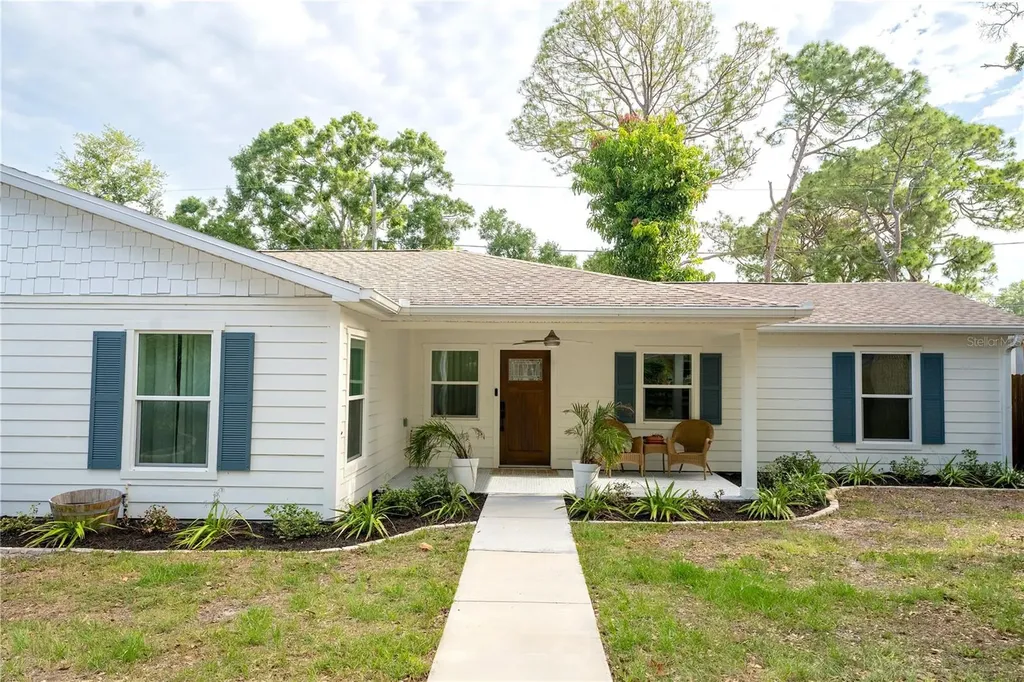 7979 48th Avenue N St Petersburg FL 33709