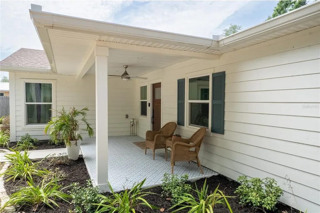 7979 48th Avenue N St Petersburg FL 33709