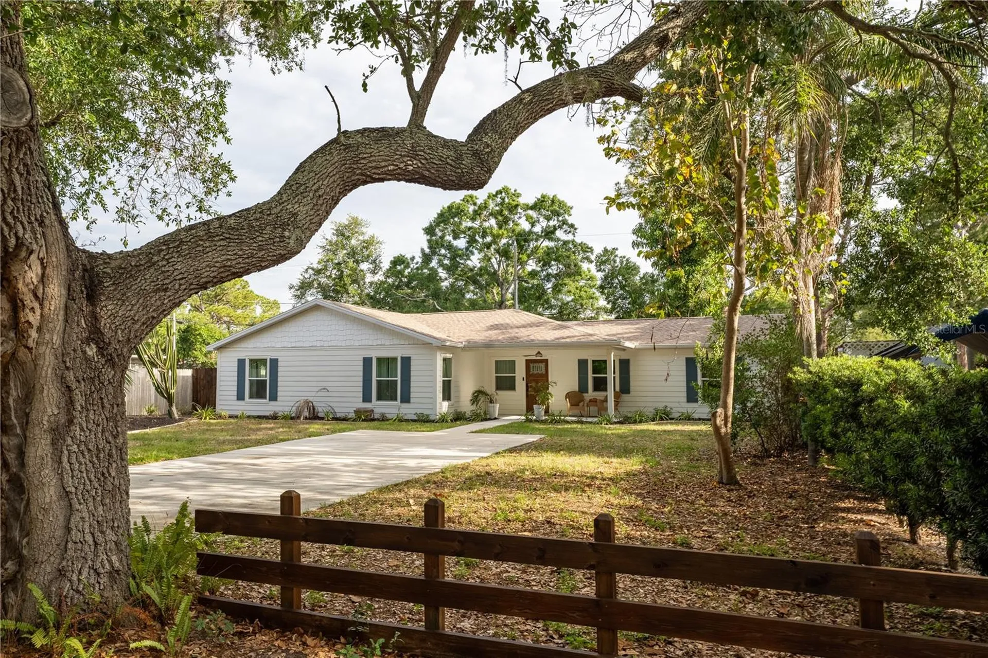 7979 48th Avenue N St Petersburg FL 33709