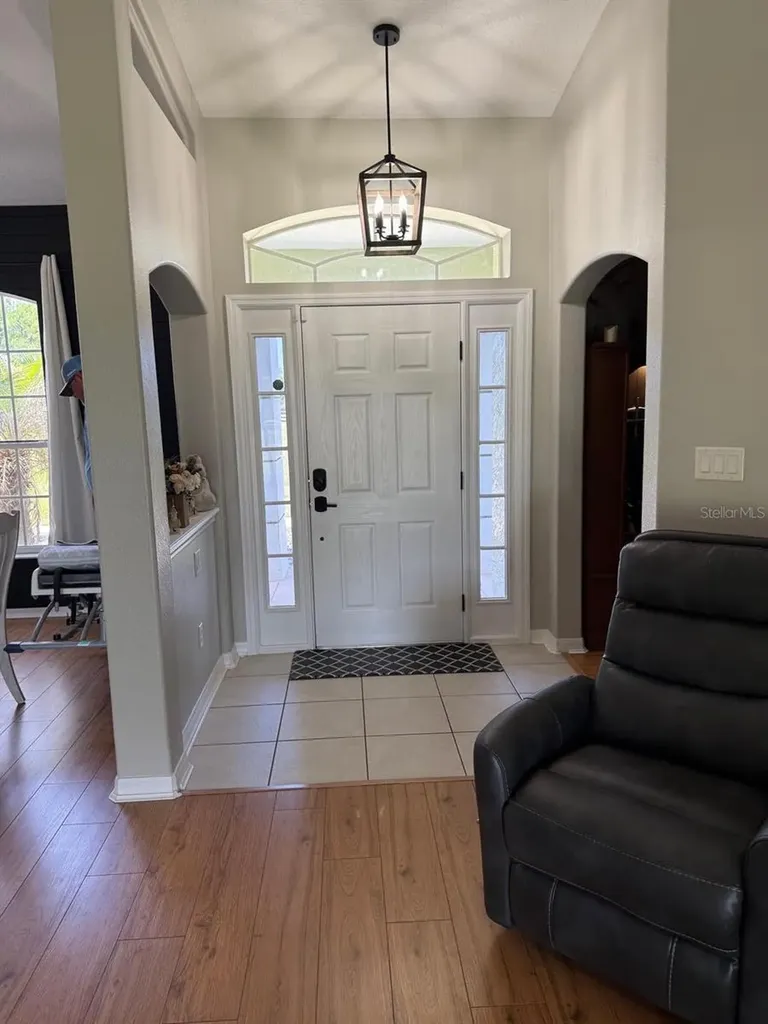 41430 Roger Giles Road Umatilla FL 32784
