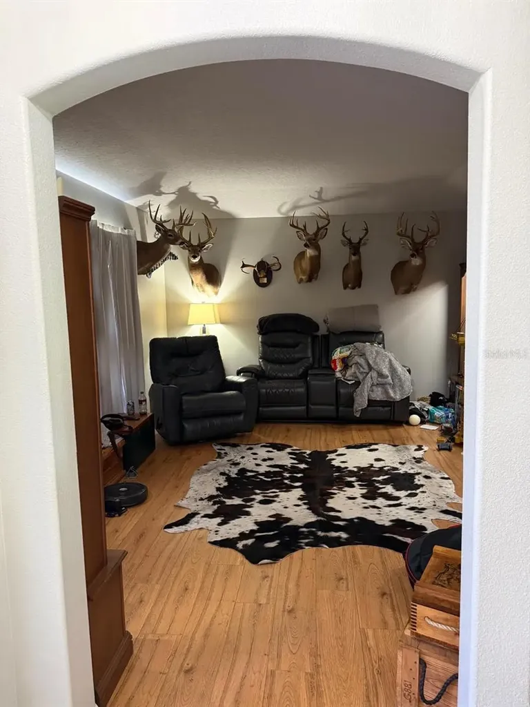 41430 Roger Giles Road Umatilla FL 32784