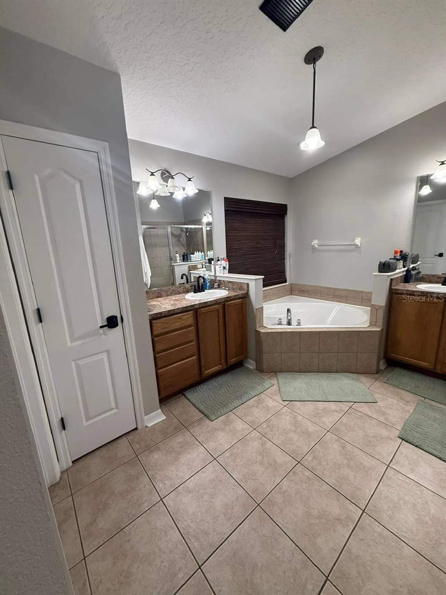 41430 Roger Giles Road Umatilla FL 32784