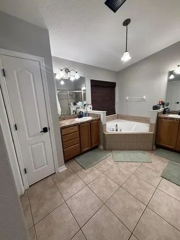 41430 Roger Giles Road Umatilla FL 32784
