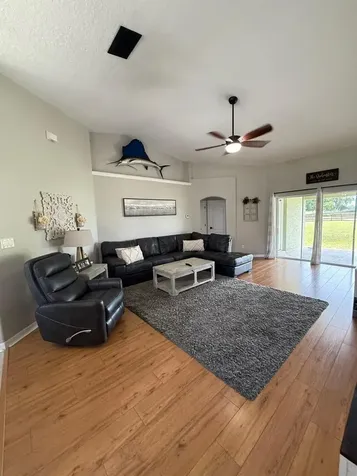 41430 Roger Giles Road Umatilla FL 32784