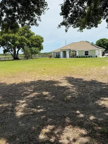 41430 Roger Giles Road Umatilla FL 32784