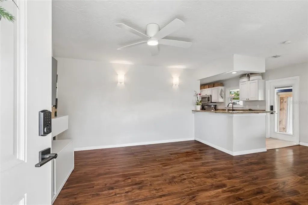 3912 W Leila Avenue Tampa FL 33616