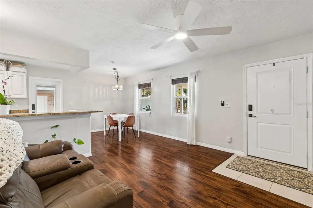 3912 W Leila Avenue Tampa FL 33616