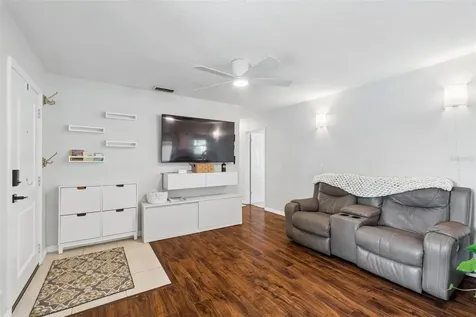 3912 W Leila Avenue Tampa FL 33616