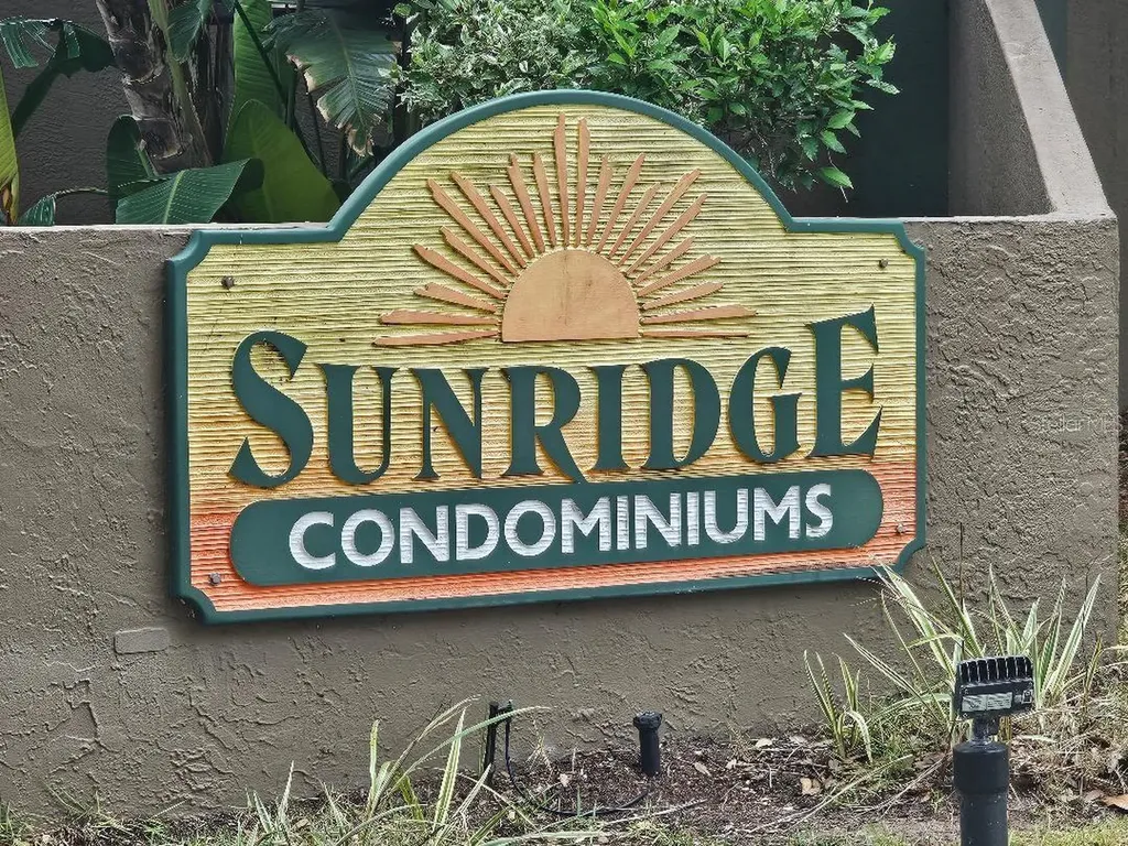 956 Sunridge Drive Sarasota FL 34234