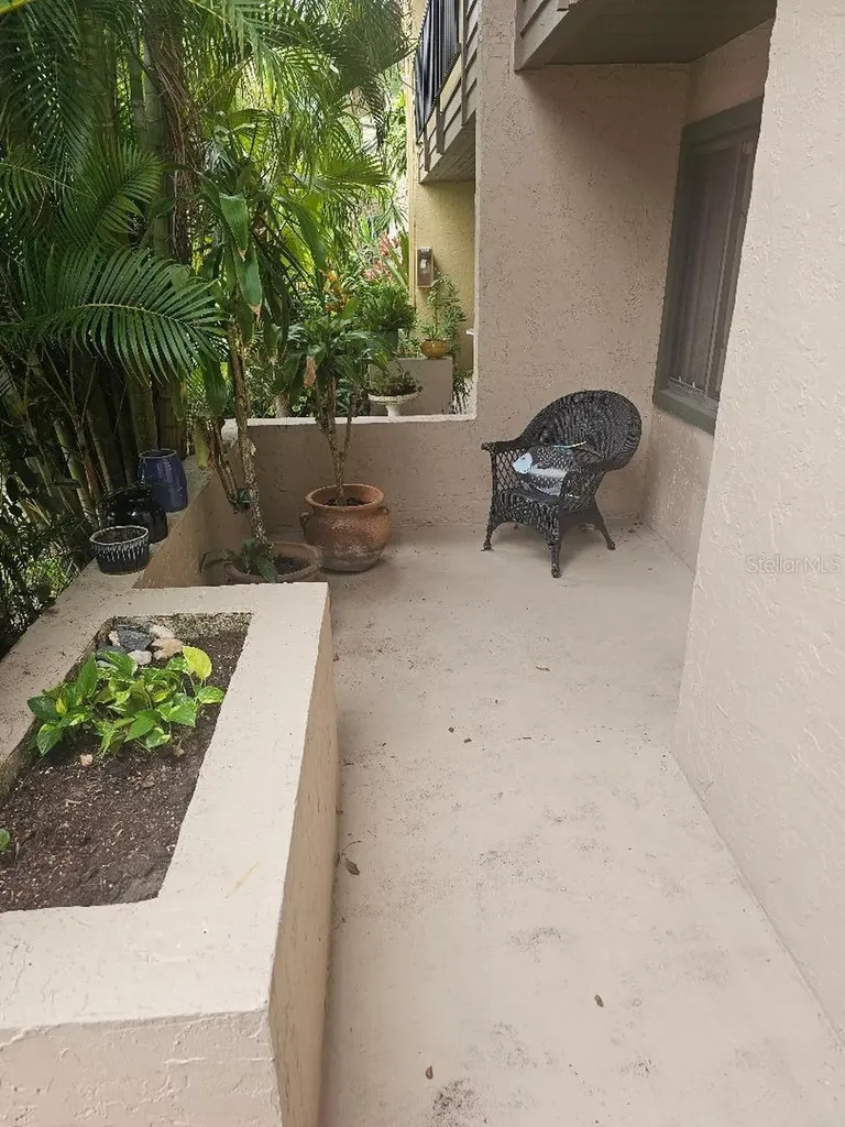 956 Sunridge Drive Sarasota FL 34234
