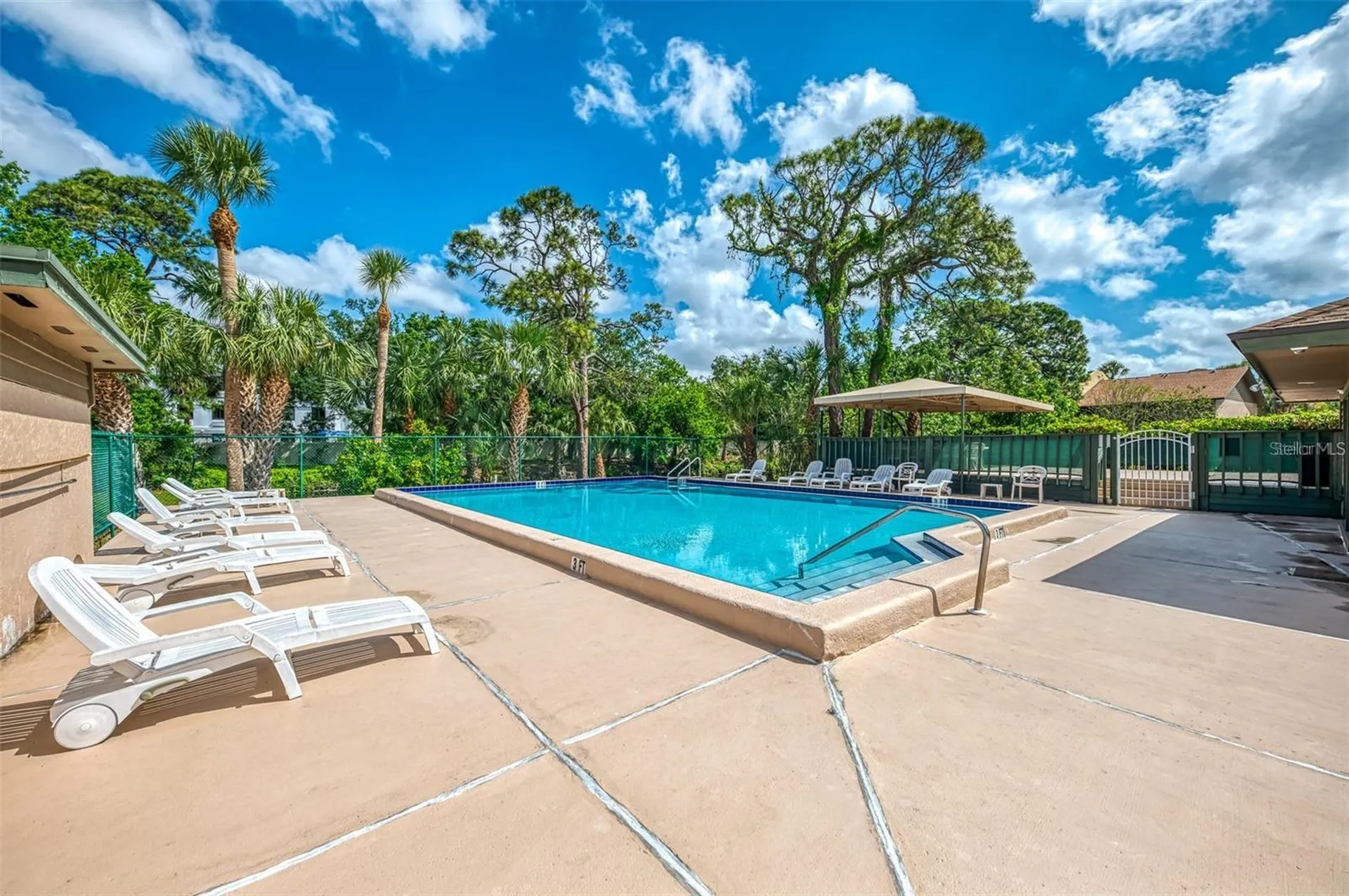 956 Sunridge Drive Sarasota FL 34234