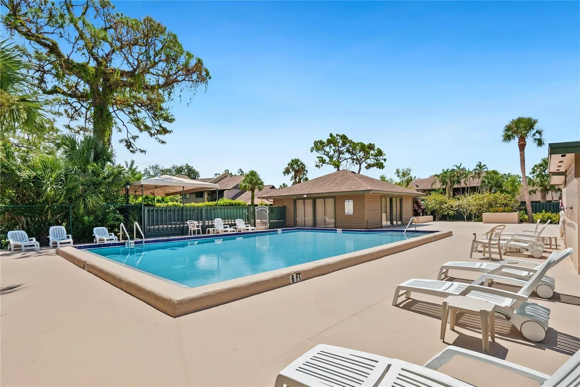 956 Sunridge Drive Sarasota FL 34234