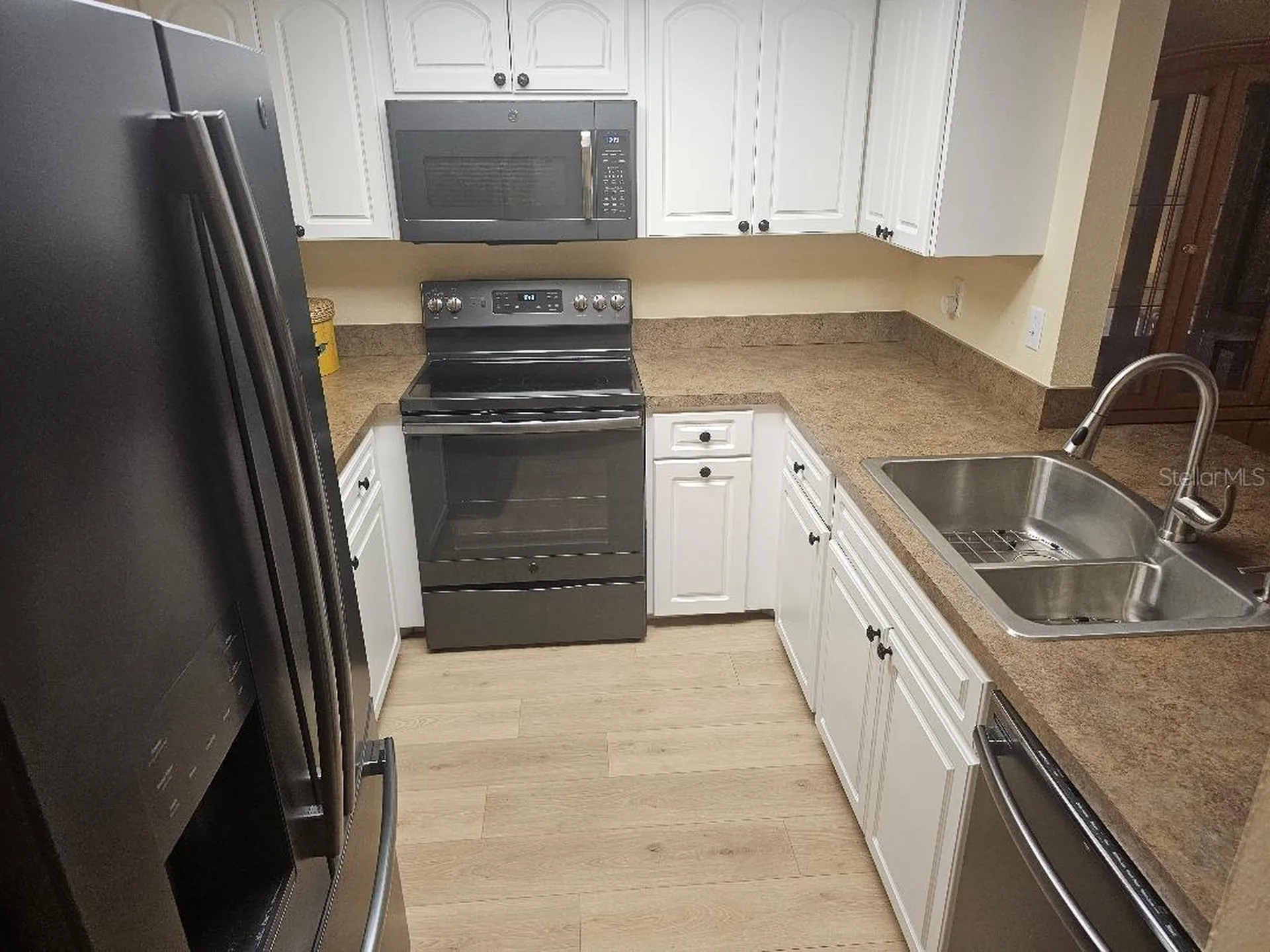 956 Sunridge Drive Sarasota FL 34234