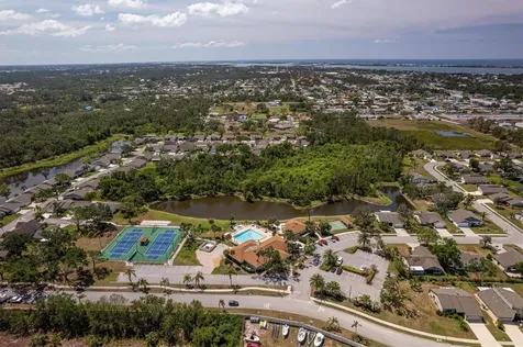 445 Tomoka Drive Englewood FL 34223
